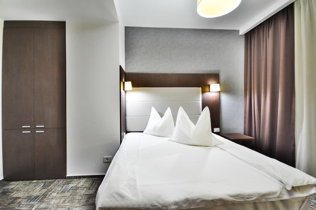 Hotel Europeca Craiova Exteriér fotografie