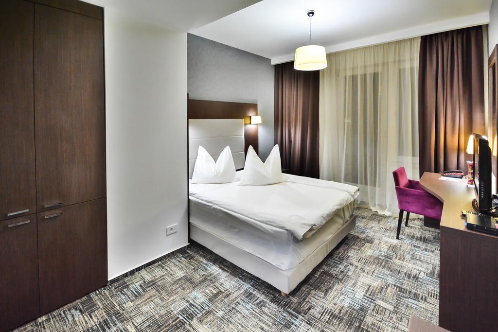 Hotel Europeca Craiova Exteriér fotografie